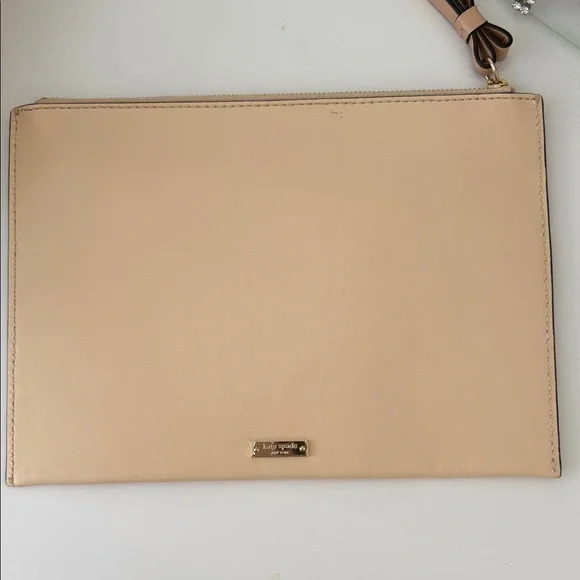 Kate Spade Lemon Beige Wristlet Clutch Bag - Picture 3 of 5